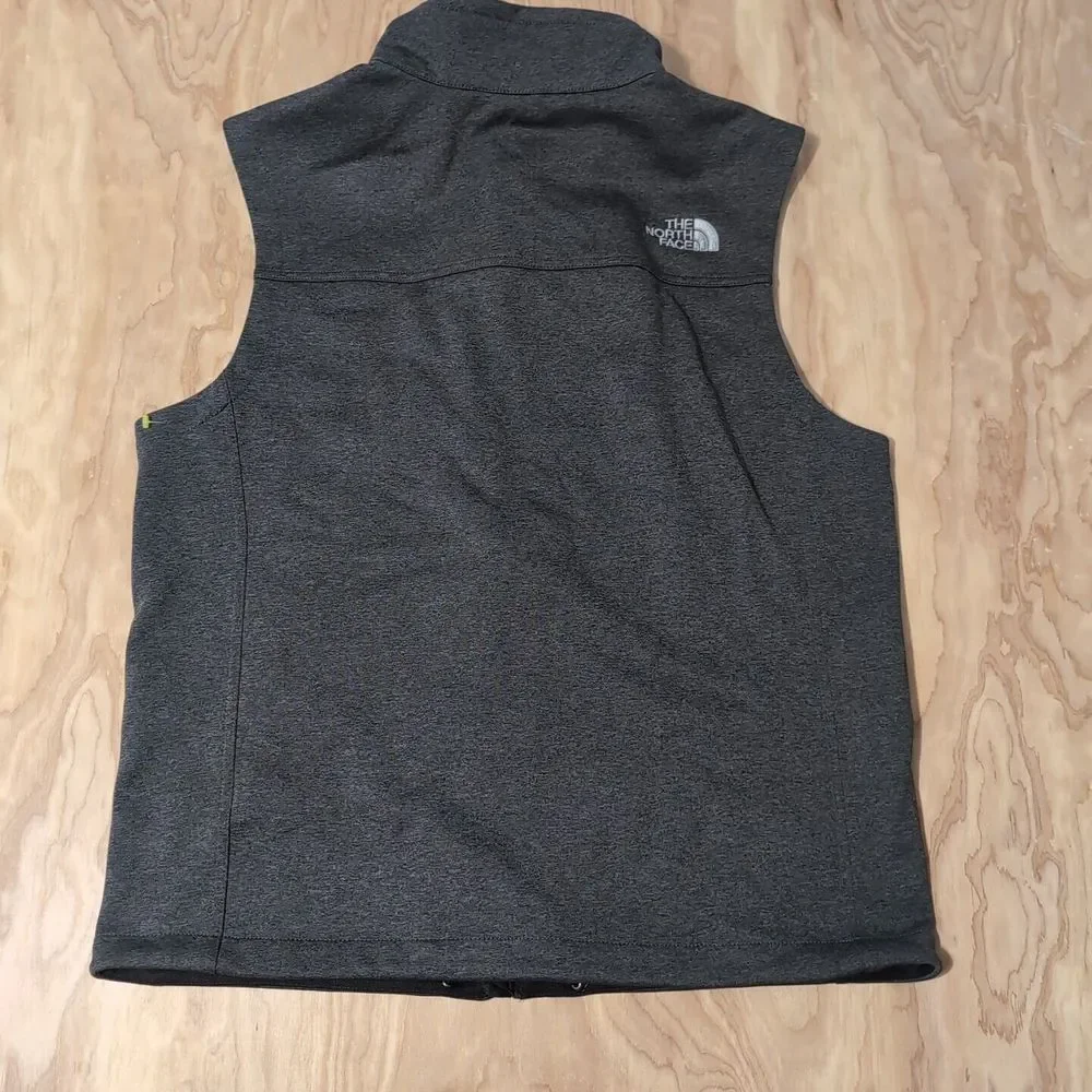 The North Face Vest Jacket Med Gray Pockets Windwall Hiking‎ Web Strategies